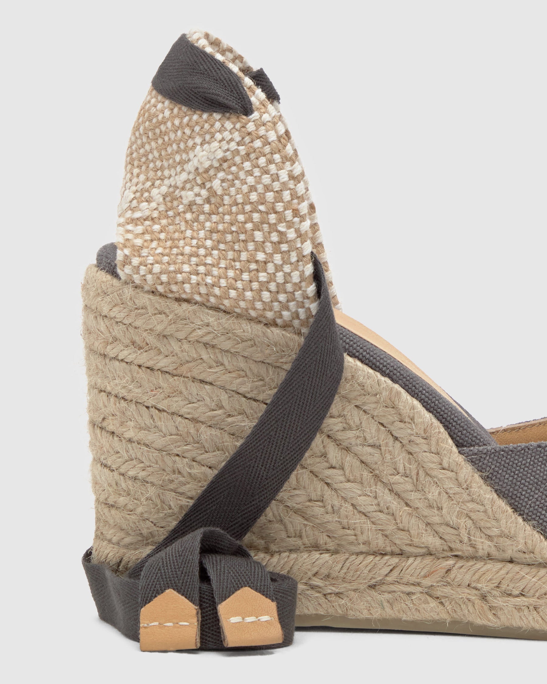 Carina | Alpargata de cuña con cordones
