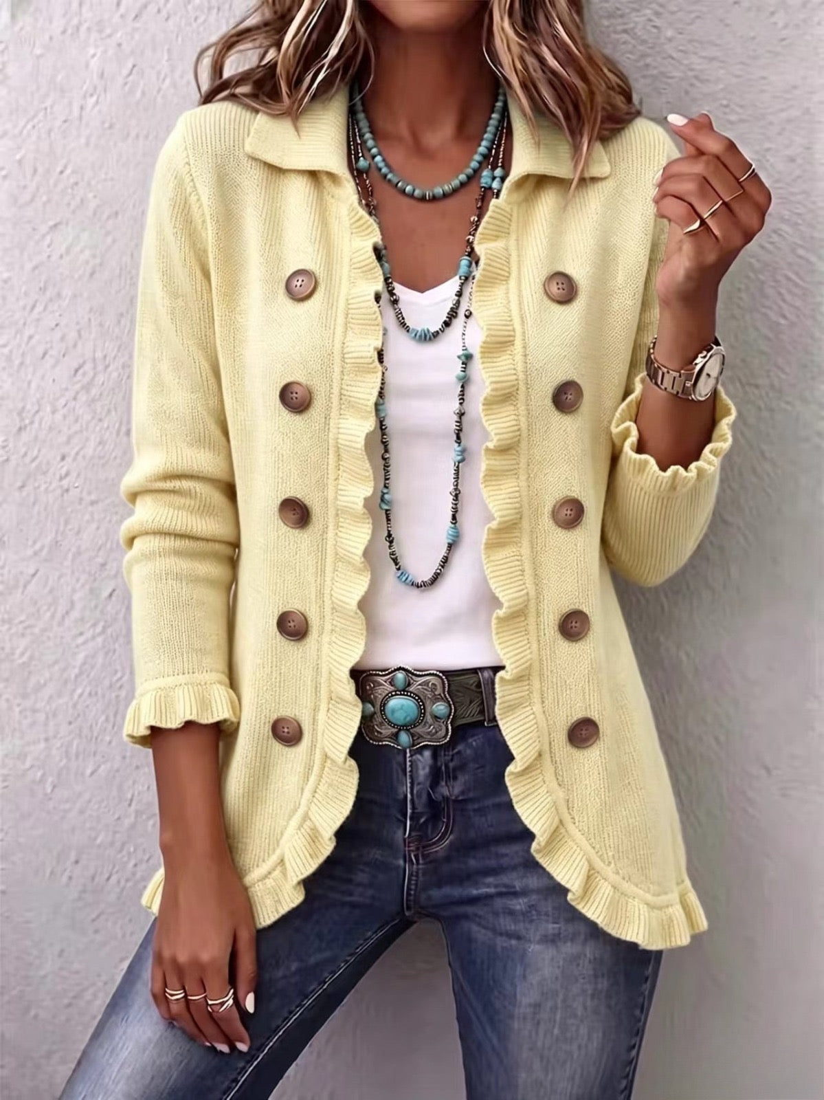 Liliana | Chaqueta de punto crema elegante y femenina